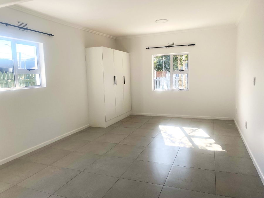 To Let 1 Bedroom Property for Rent in Knysna Central Western Cape